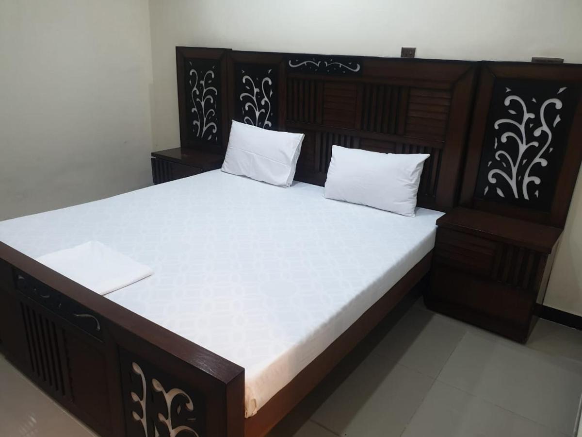 Dream Night Hotel Ισλαμαμπάντ Εξωτερικό φωτογραφία
